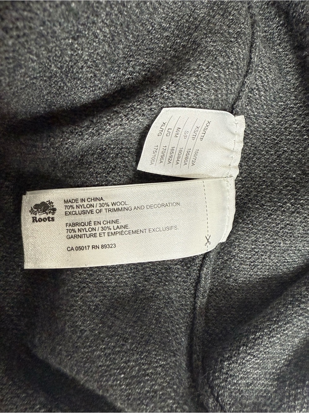 Roots V-Neck Pullover Sweater Charcoal Gray Wool Blend Size Large - Picture 7 of 9